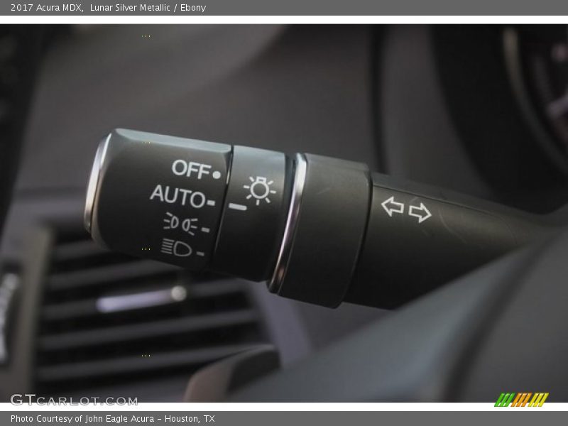 Lunar Silver Metallic / Ebony 2017 Acura MDX