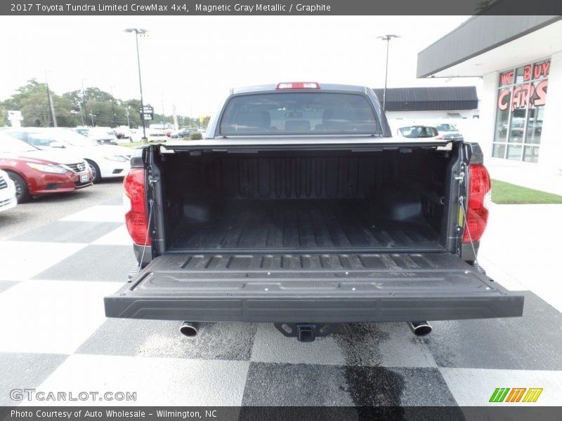 Magnetic Gray Metallic / Graphite 2017 Toyota Tundra Limited CrewMax 4x4