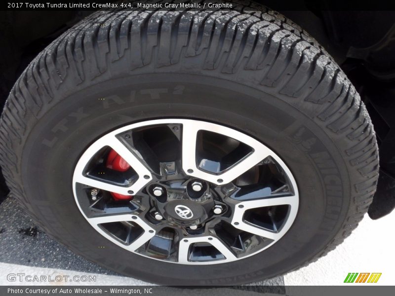 Magnetic Gray Metallic / Graphite 2017 Toyota Tundra Limited CrewMax 4x4