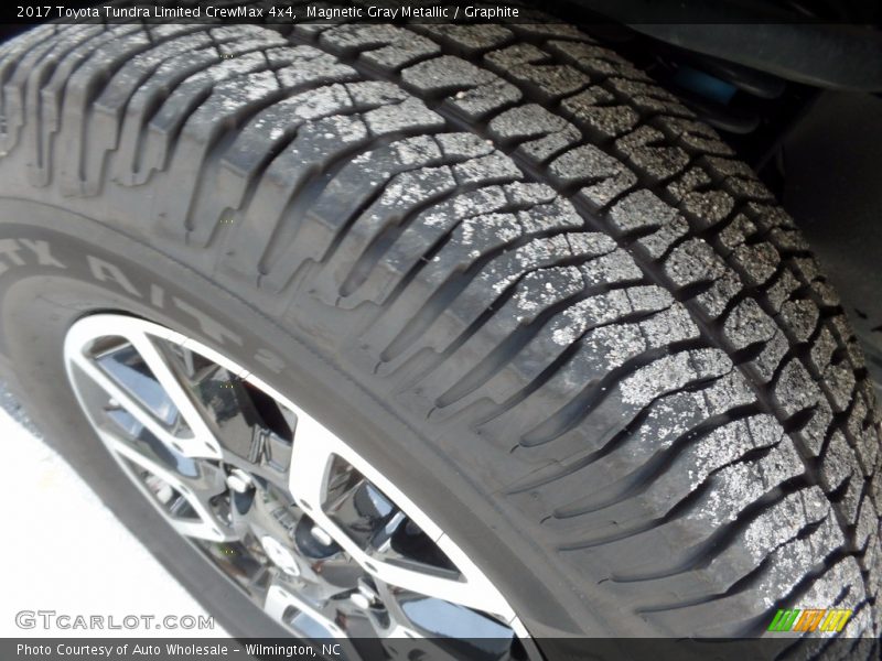 Magnetic Gray Metallic / Graphite 2017 Toyota Tundra Limited CrewMax 4x4