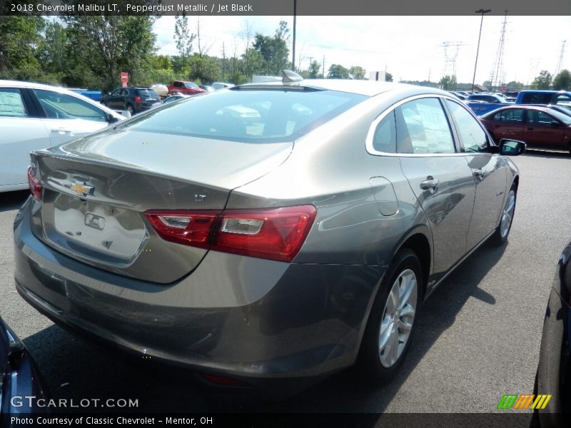 Pepperdust Metallic / Jet Black 2018 Chevrolet Malibu LT