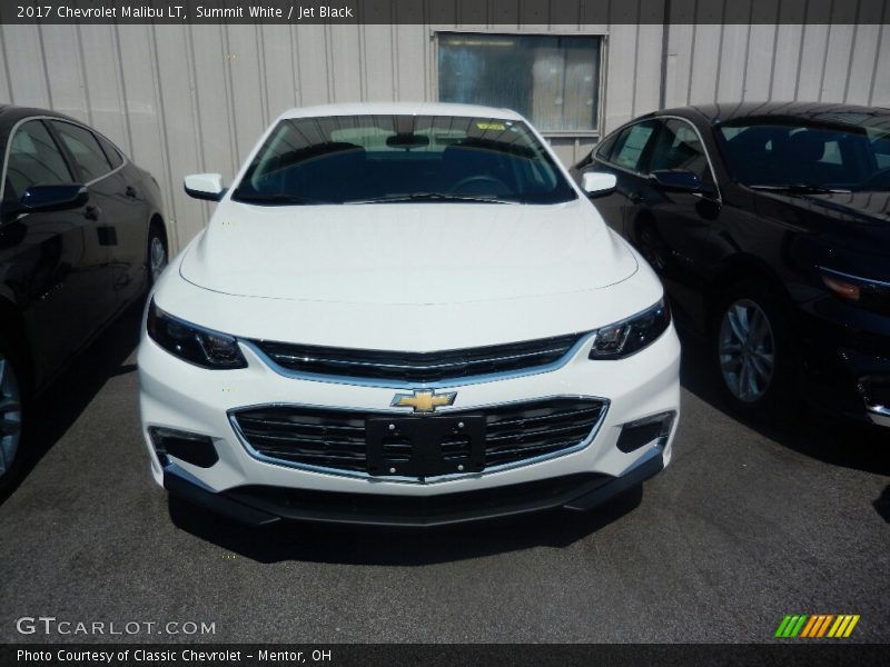 Summit White / Jet Black 2017 Chevrolet Malibu LT