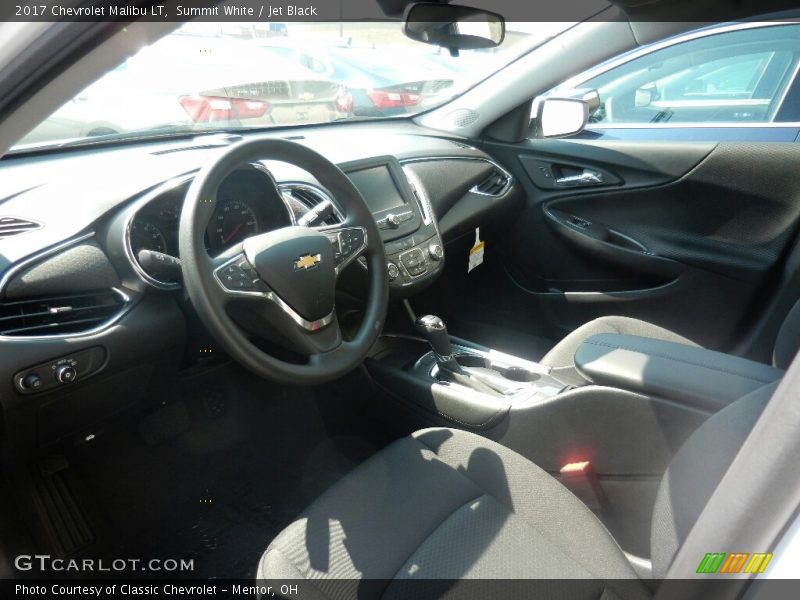 Summit White / Jet Black 2017 Chevrolet Malibu LT