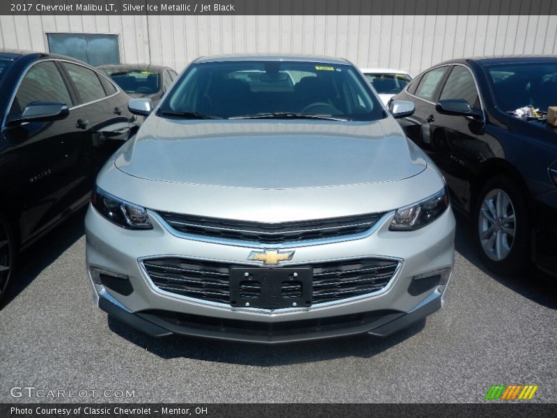 Silver Ice Metallic / Jet Black 2017 Chevrolet Malibu LT
