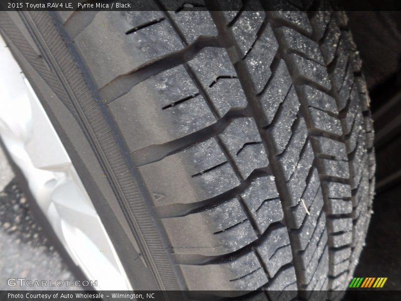 Pyrite Mica / Black 2015 Toyota RAV4 LE