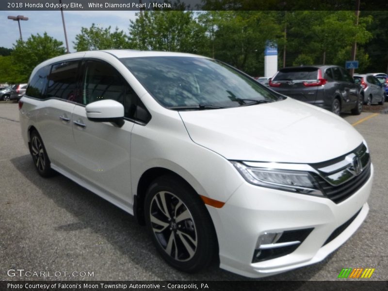 White Diamond Pearl / Mocha 2018 Honda Odyssey Elite