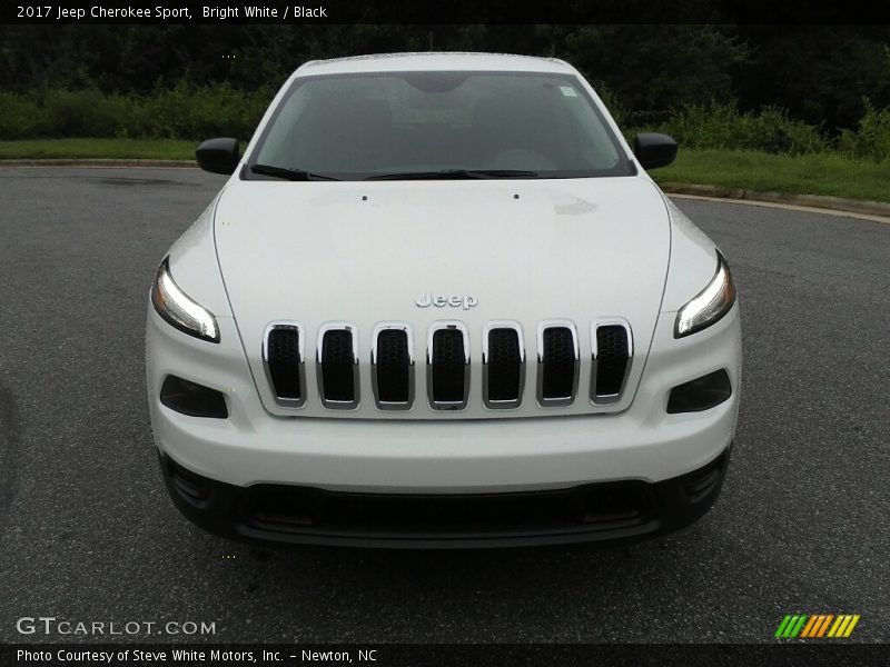 Bright White / Black 2017 Jeep Cherokee Sport