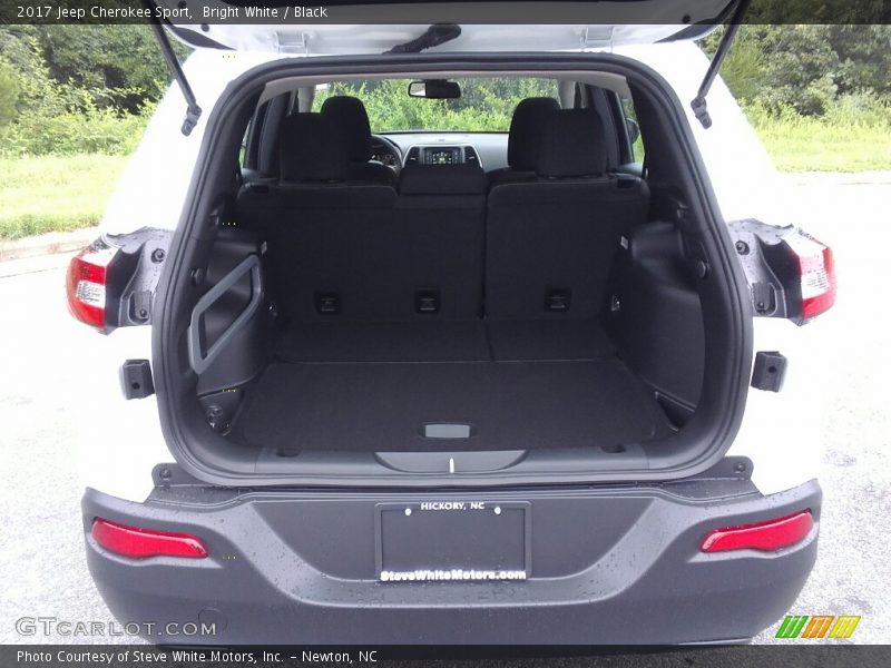 Bright White / Black 2017 Jeep Cherokee Sport