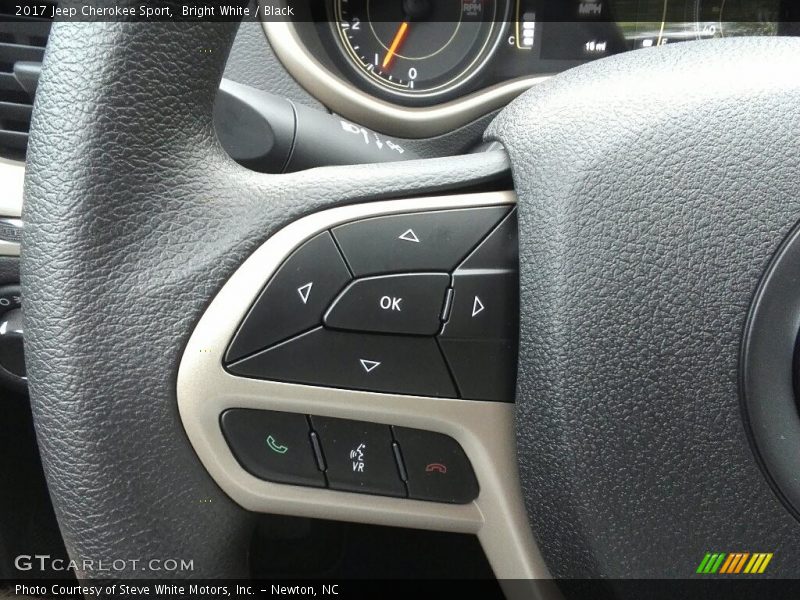 Bright White / Black 2017 Jeep Cherokee Sport