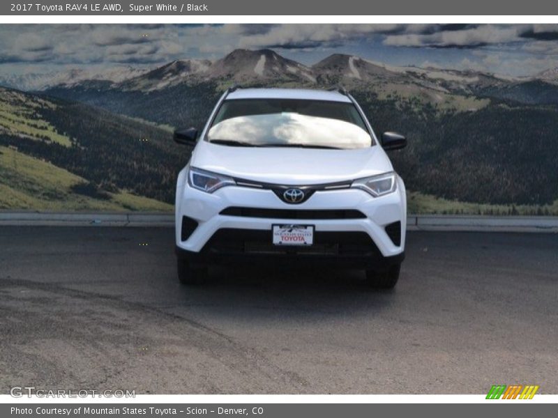 Super White / Black 2017 Toyota RAV4 LE AWD