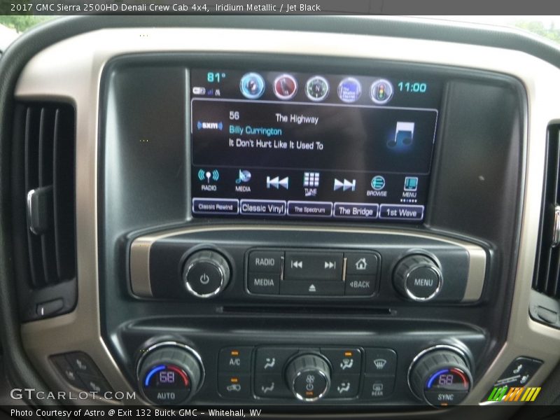 Iridium Metallic / Jet Black 2017 GMC Sierra 2500HD Denali Crew Cab 4x4