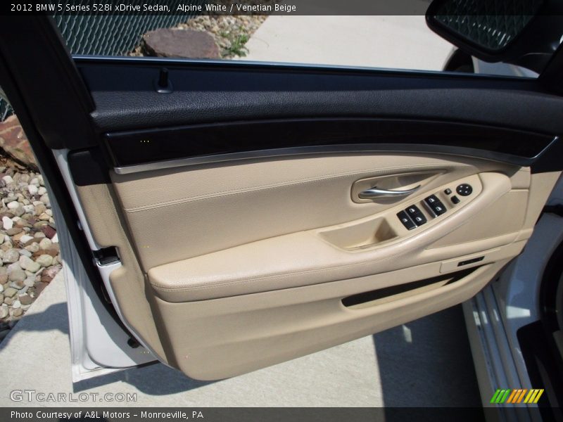 Alpine White / Venetian Beige 2012 BMW 5 Series 528i xDrive Sedan