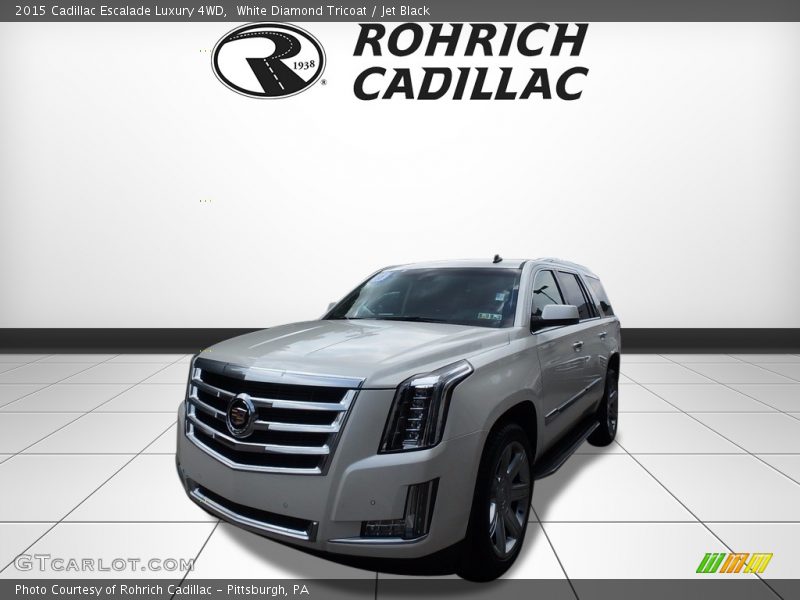 White Diamond Tricoat / Jet Black 2015 Cadillac Escalade Luxury 4WD