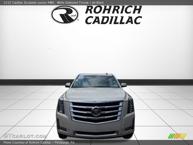 White Diamond Tricoat / Jet Black 2015 Cadillac Escalade Luxury 4WD