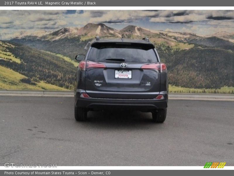 Magnetic Gray Metallic / Black 2017 Toyota RAV4 LE