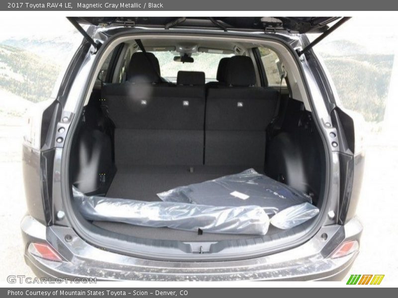 Magnetic Gray Metallic / Black 2017 Toyota RAV4 LE