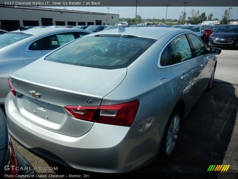 Silver Ice Metallic / Jet Black 2017 Chevrolet Malibu LT