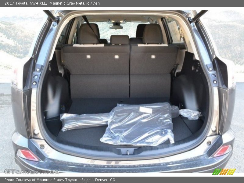 Magnetic Gray Metallic / Ash 2017 Toyota RAV4 XLE