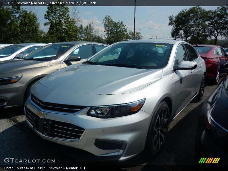 Silver Ice Metallic / Jet Black 2017 Chevrolet Malibu LT