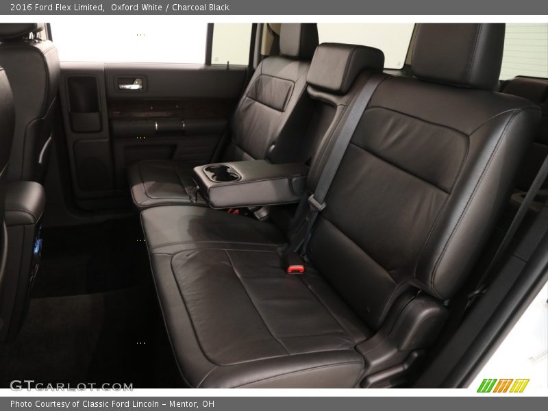 Oxford White / Charcoal Black 2016 Ford Flex Limited