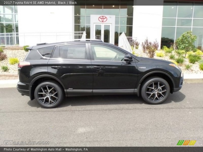 Black / Black 2017 Toyota RAV4 SE AWD Hybrid