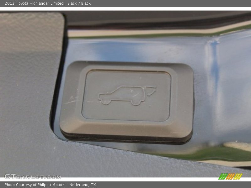 Black / Black 2012 Toyota Highlander Limited