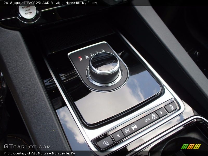 Narvik Black / Ebony 2018 Jaguar F-PACE 25t AWD Prestige