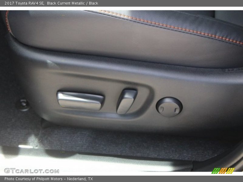Black Current Metallic / Black 2017 Toyota RAV4 SE