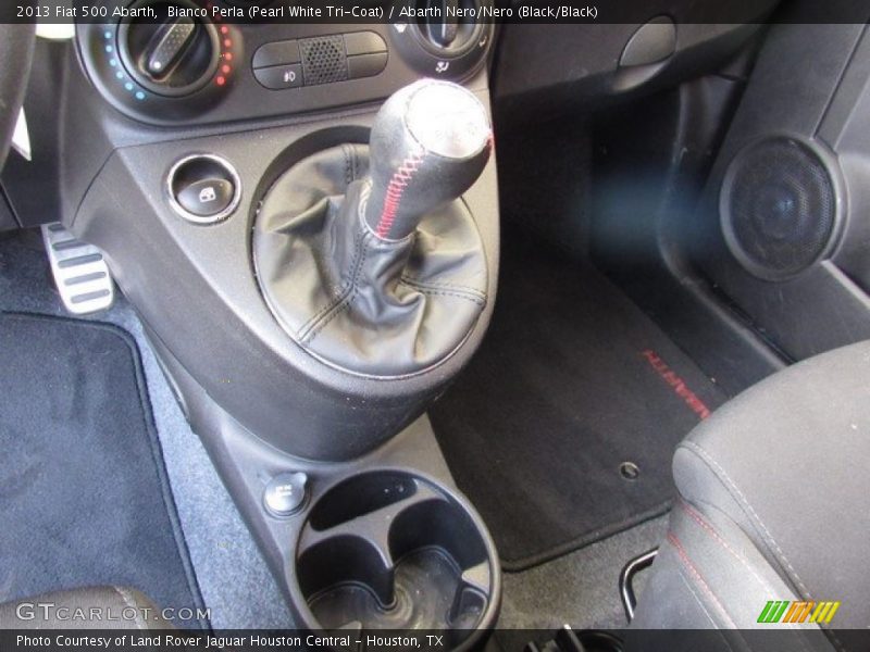 Bianco Perla (Pearl White Tri-Coat) / Abarth Nero/Nero (Black/Black) 2013 Fiat 500 Abarth