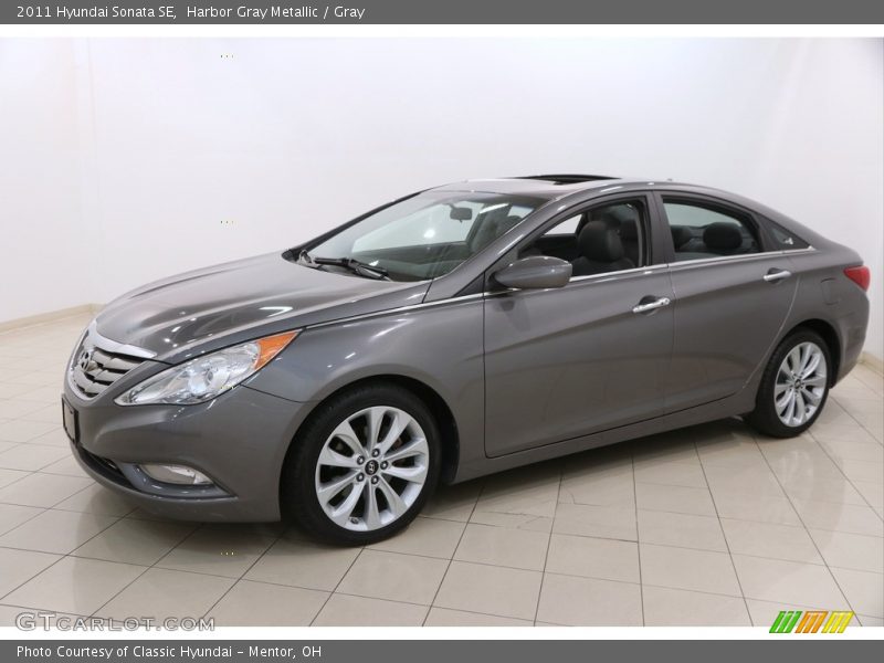 Harbor Gray Metallic / Gray 2011 Hyundai Sonata SE