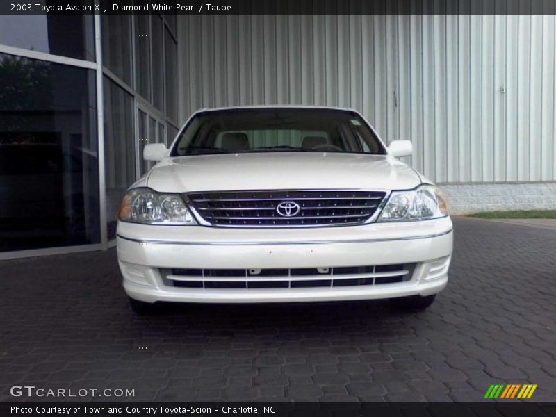 Diamond White Pearl / Taupe 2003 Toyota Avalon XL