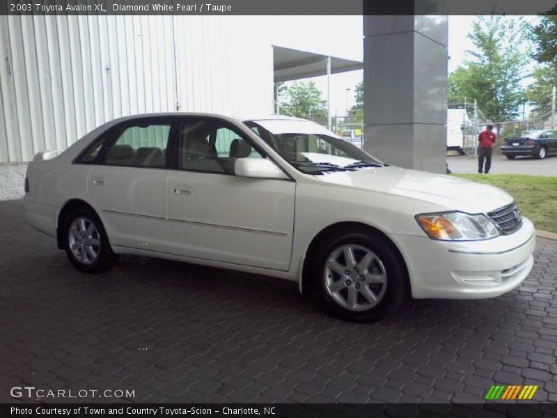 Diamond White Pearl / Taupe 2003 Toyota Avalon XL