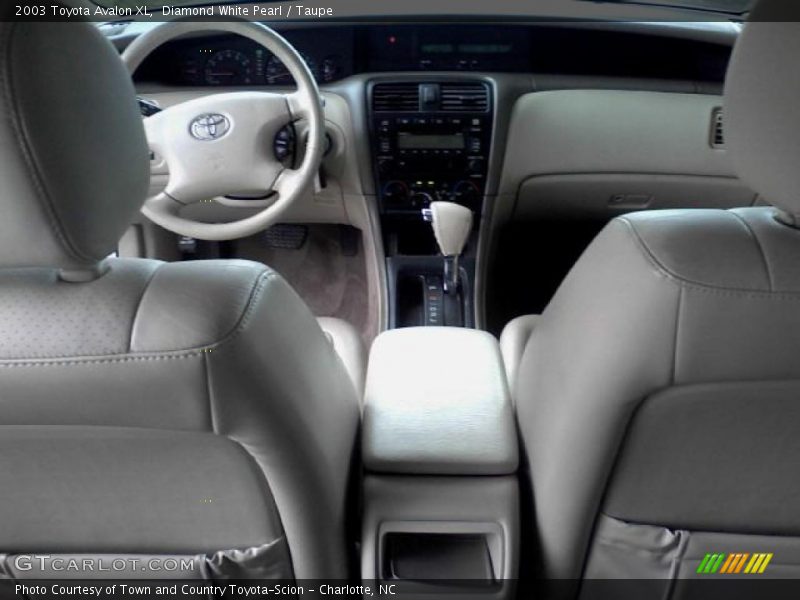 Diamond White Pearl / Taupe 2003 Toyota Avalon XL