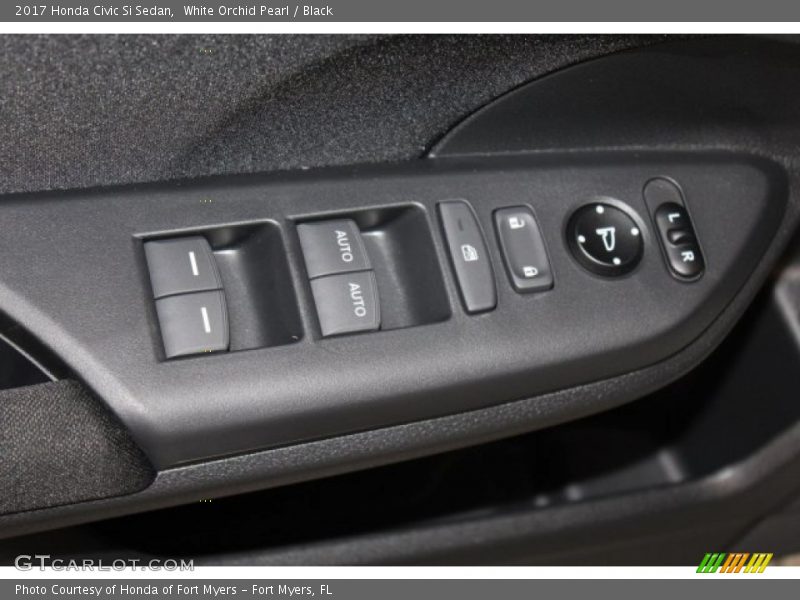 White Orchid Pearl / Black 2017 Honda Civic Si Sedan