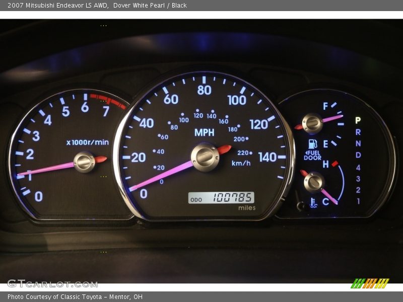 Dover White Pearl / Black 2007 Mitsubishi Endeavor LS AWD