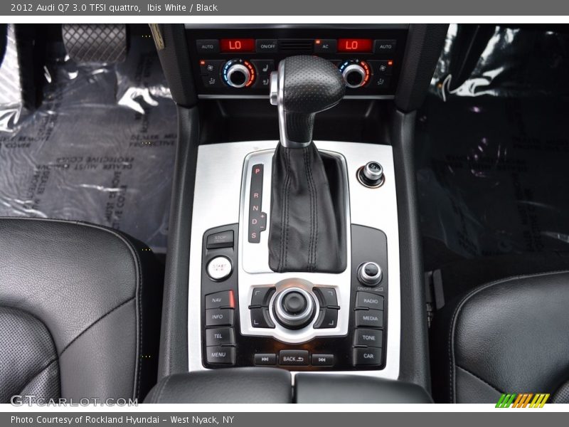 Ibis White / Black 2012 Audi Q7 3.0 TFSI quattro