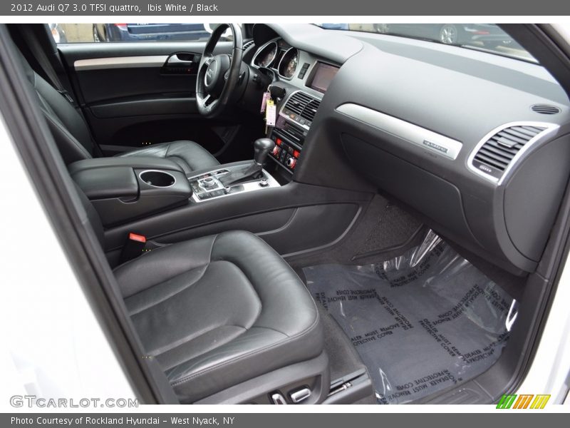 Ibis White / Black 2012 Audi Q7 3.0 TFSI quattro