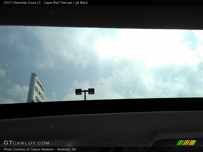 Cajun Red Tintcoat / Jet Black 2017 Chevrolet Cruze LT