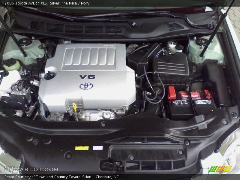 Silver Pine Mica / Ivory 2006 Toyota Avalon XLS
