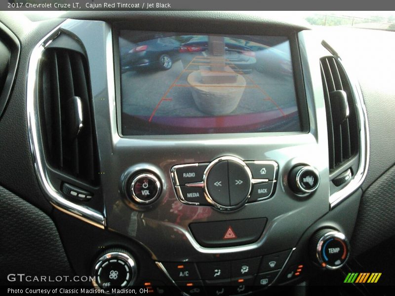 Cajun Red Tintcoat / Jet Black 2017 Chevrolet Cruze LT