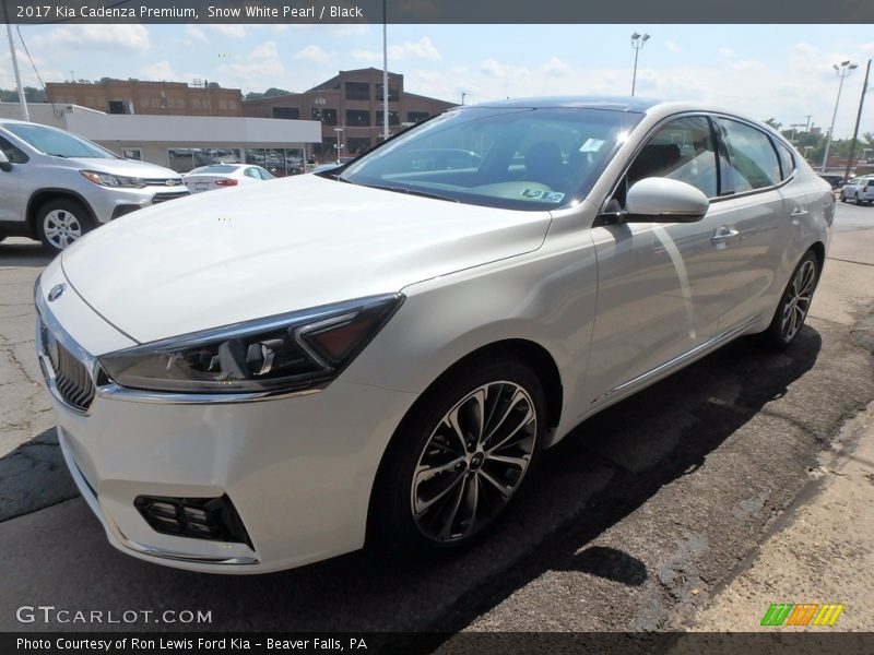 Snow White Pearl / Black 2017 Kia Cadenza Premium