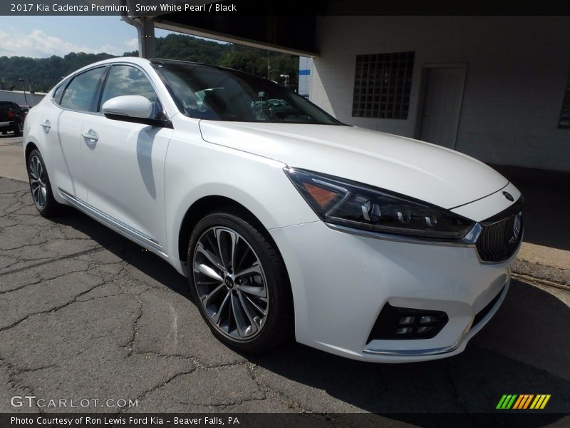 Snow White Pearl / Black 2017 Kia Cadenza Premium