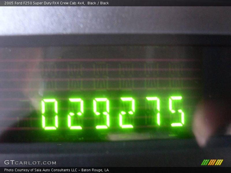 Black / Black 2005 Ford F250 Super Duty FX4 Crew Cab 4x4