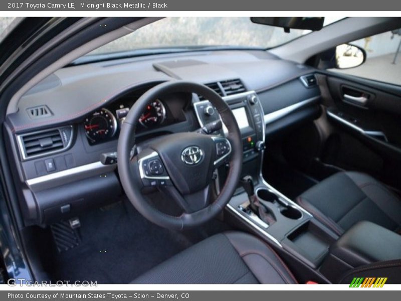 Midnight Black Metallic / Black 2017 Toyota Camry LE