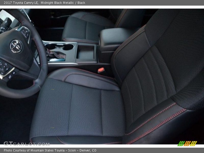 Midnight Black Metallic / Black 2017 Toyota Camry LE