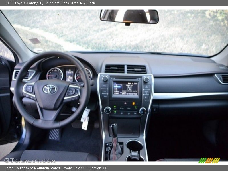 Midnight Black Metallic / Black 2017 Toyota Camry LE