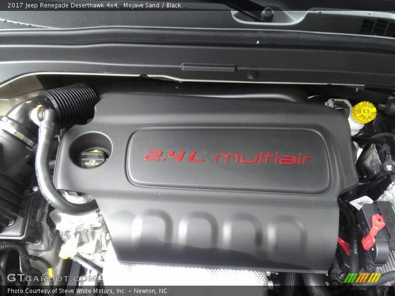 Mojave Sand / Black 2017 Jeep Renegade Deserthawk 4x4