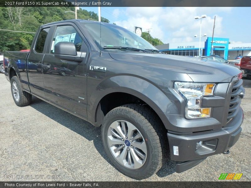 Magnetic / Earth Gray 2017 Ford F150 XL SuperCab 4x4
