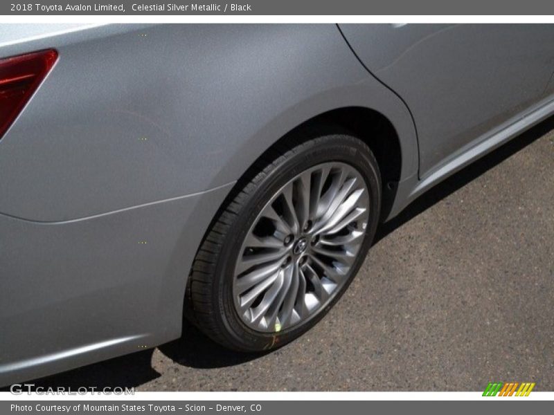 Celestial Silver Metallic / Black 2018 Toyota Avalon Limited