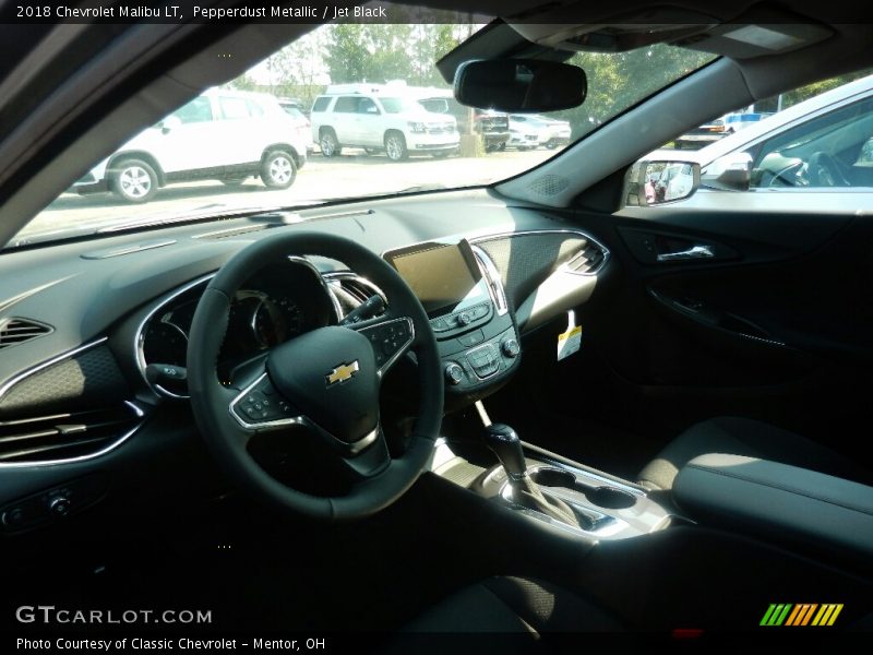 Pepperdust Metallic / Jet Black 2018 Chevrolet Malibu LT